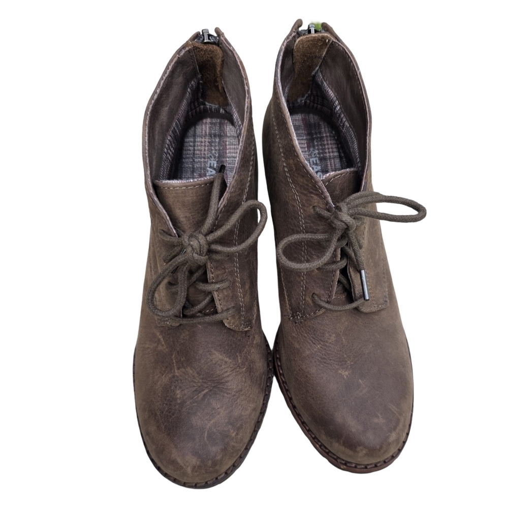 Eastland Victoria Ankle Boots, Brown Leather, Size 6.5M - Picture 2 of 10